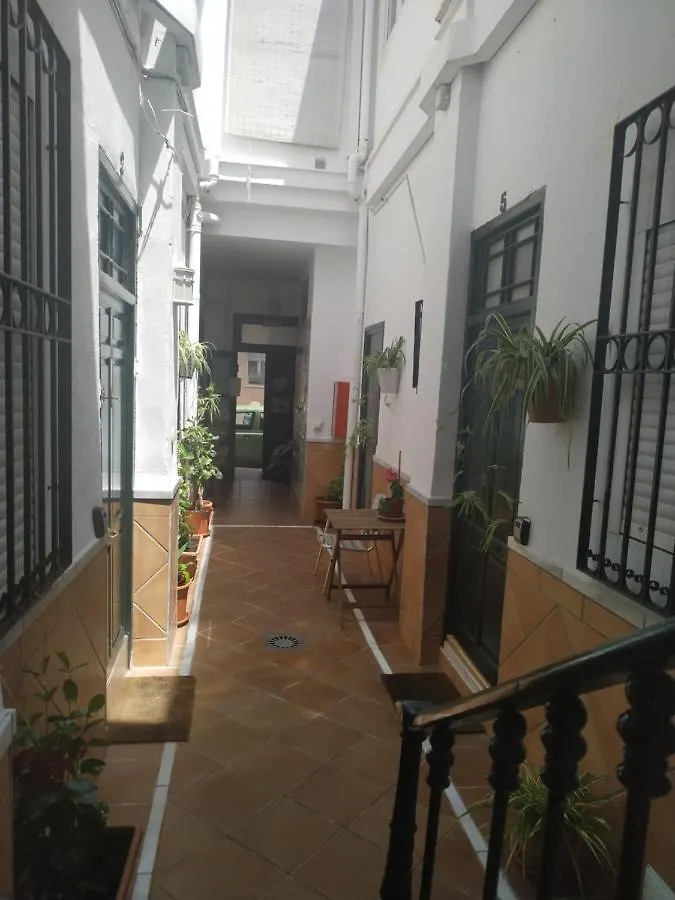 Apartamentos Fernando El Catolico Málaga Apartman