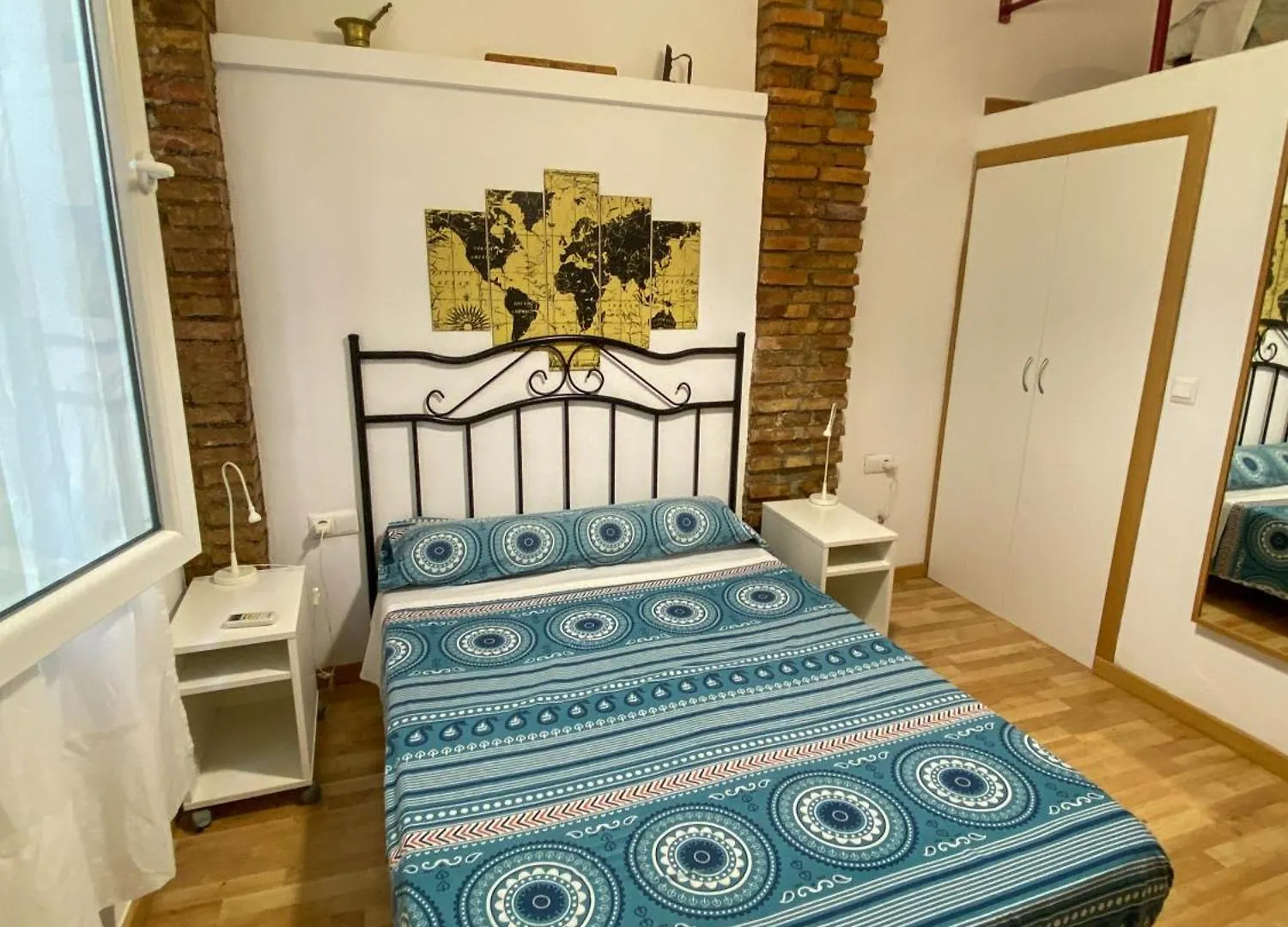 Apartamentos Fernando El Catolico Málaga Apartman