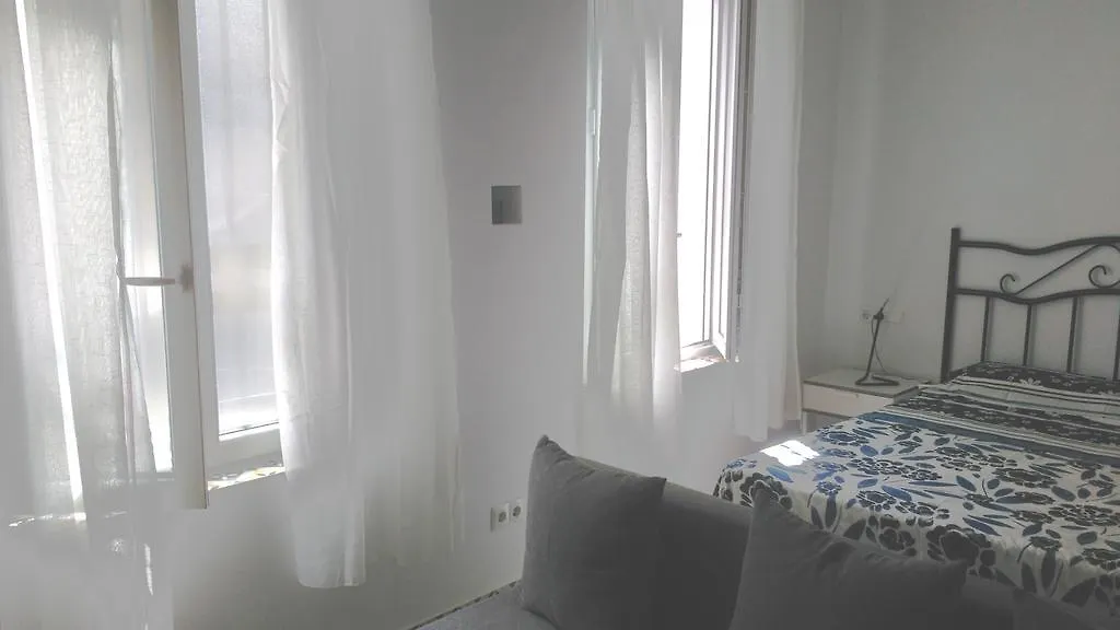 Apartman Apartamentos Fernando El Catolico Málaga