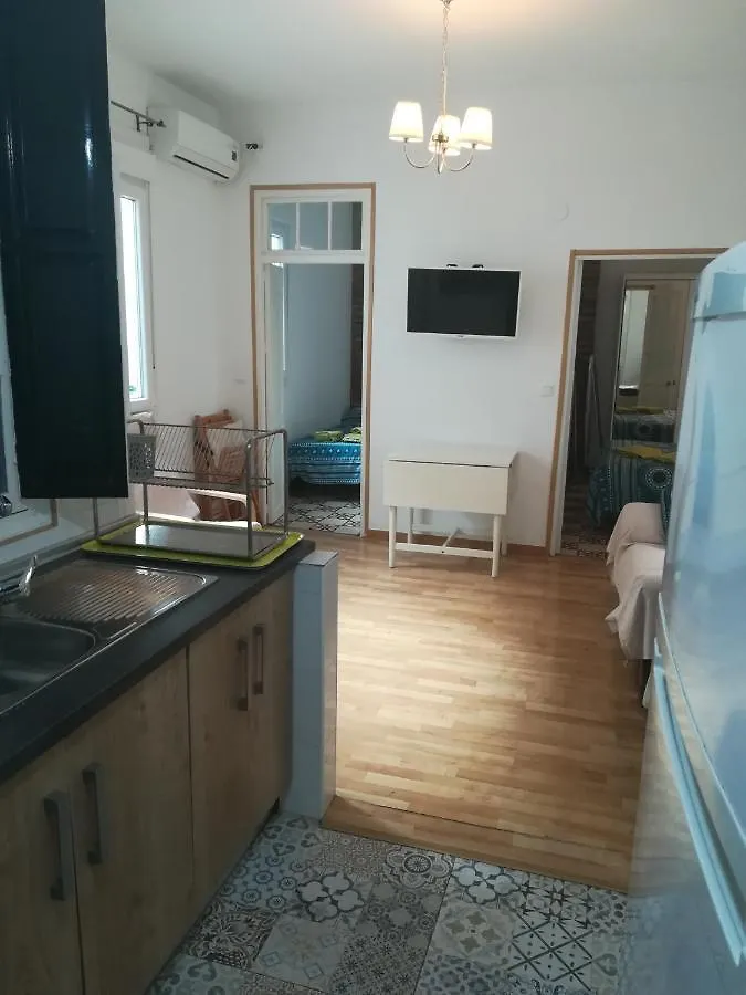 Apartamentos Fernando El Catolico Μάλαγα 0*,